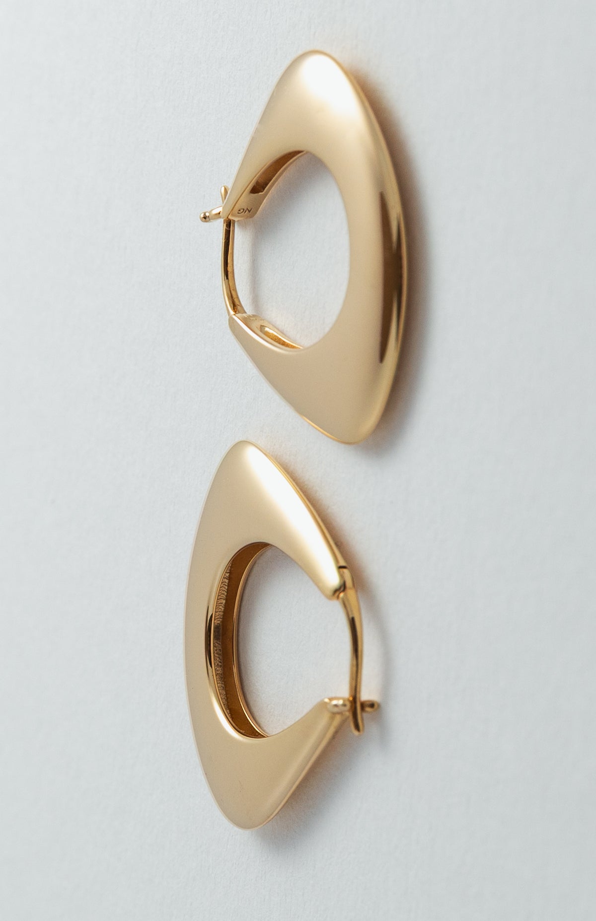 1980s Hoop - Gold