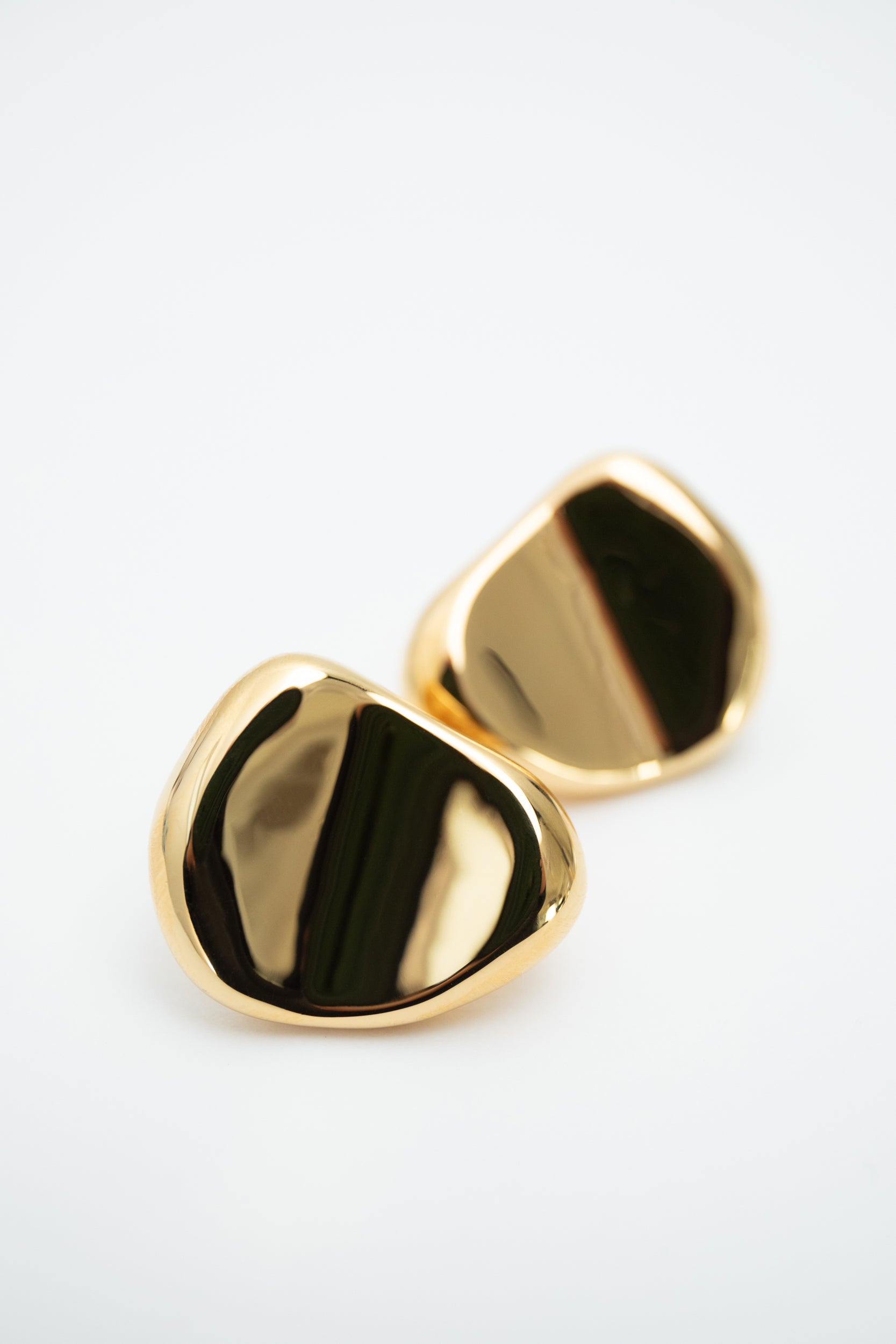 Carmen Dome Earrings - Gold