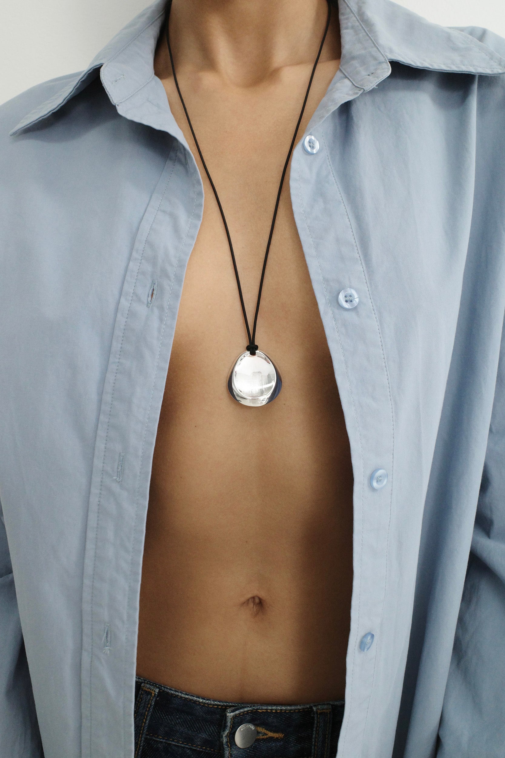 Concave Pendant Necklace - Silver
