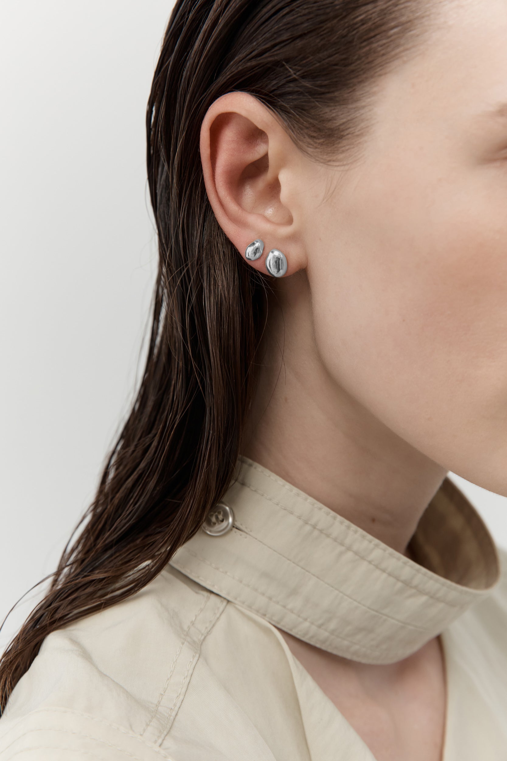 Figure Studs - XS - Silver