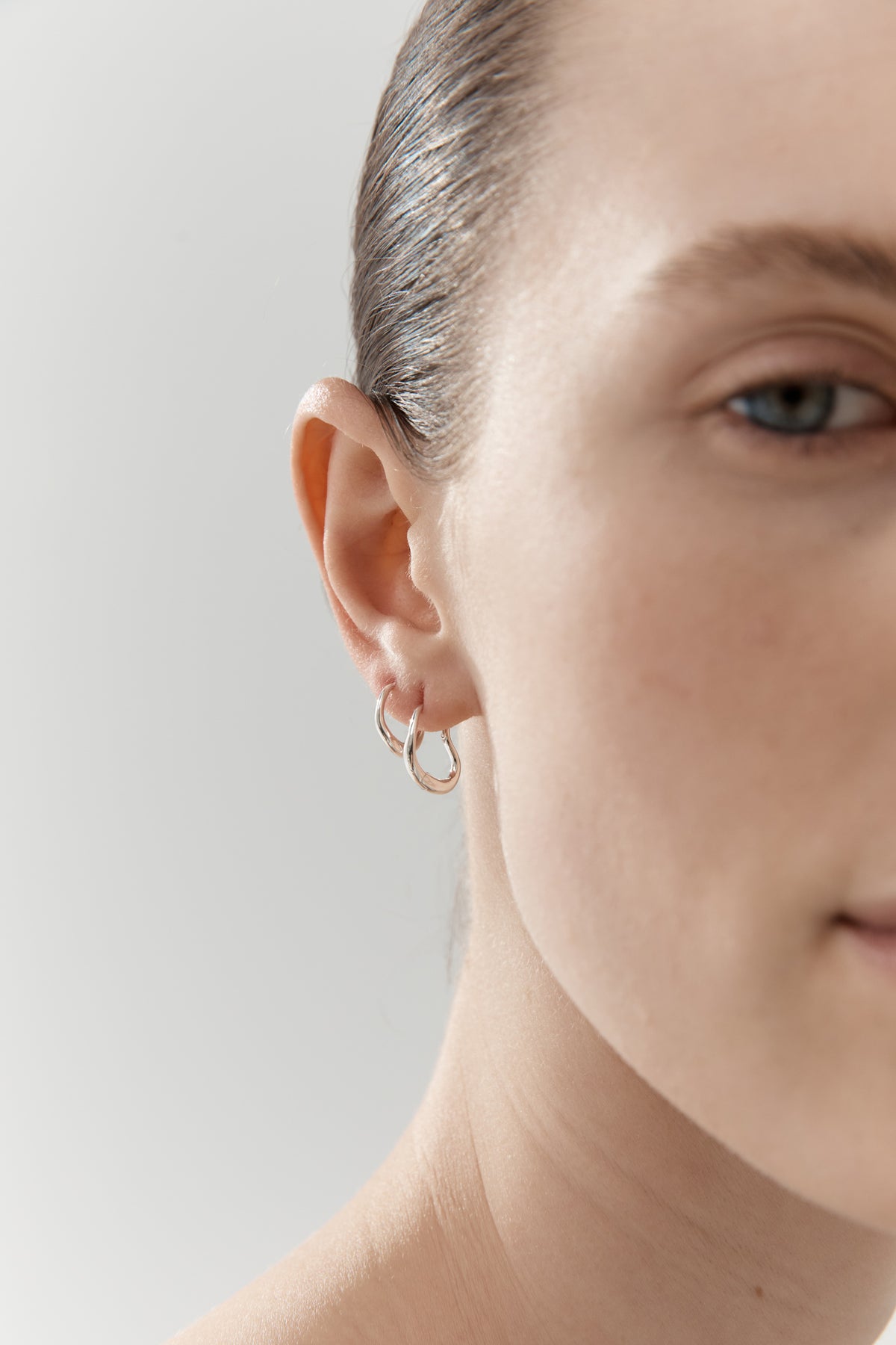 Ventee Hoops - Silver