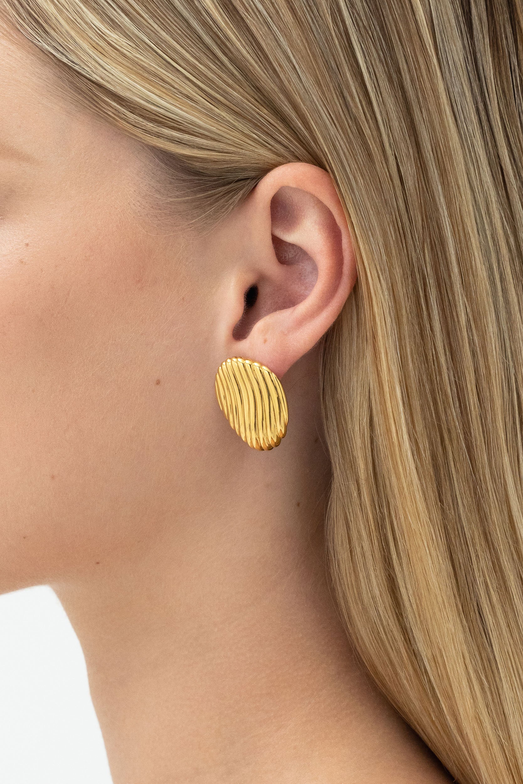 Paloma Dome Earrings - Small - Gold