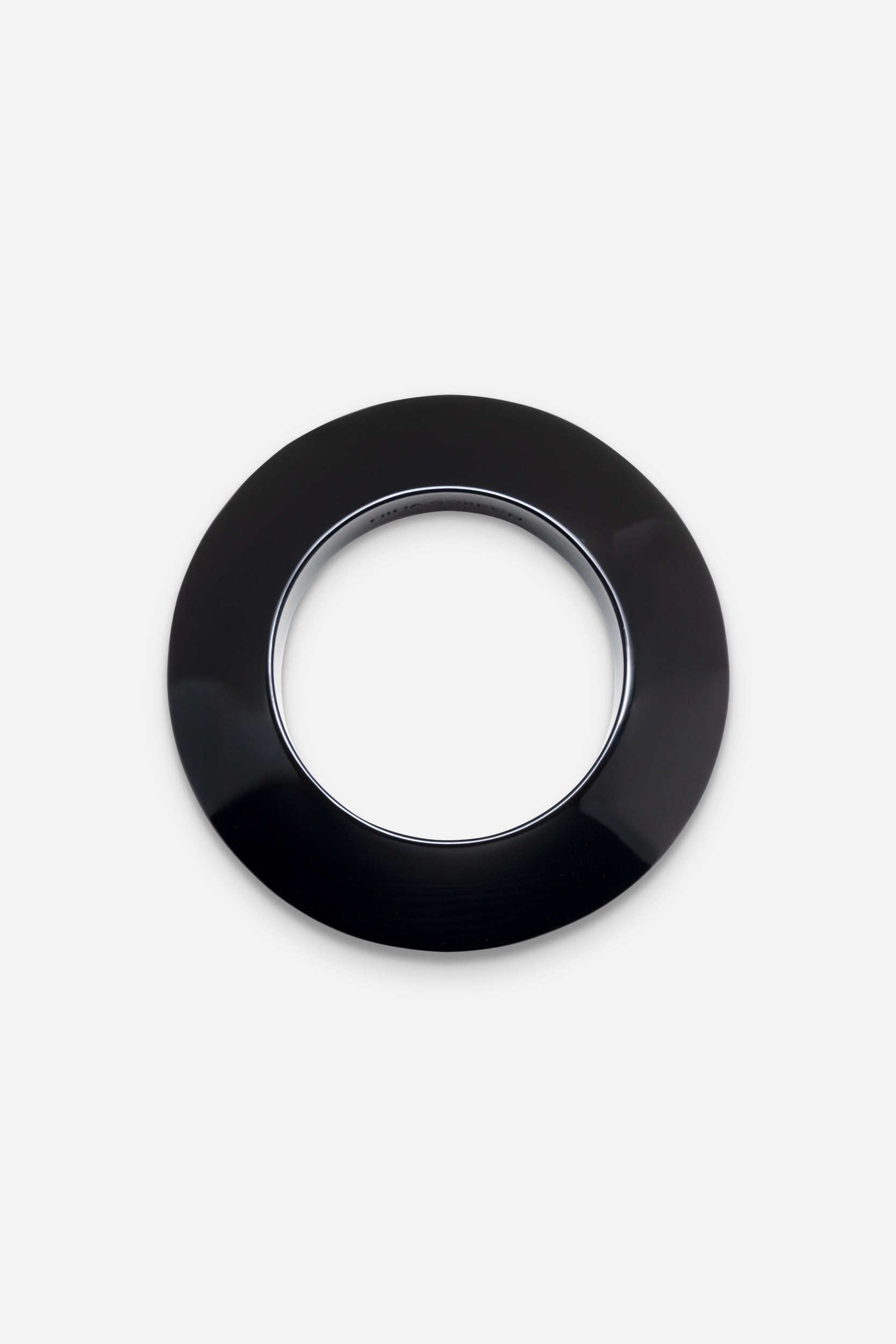Saucer Bangle - Black