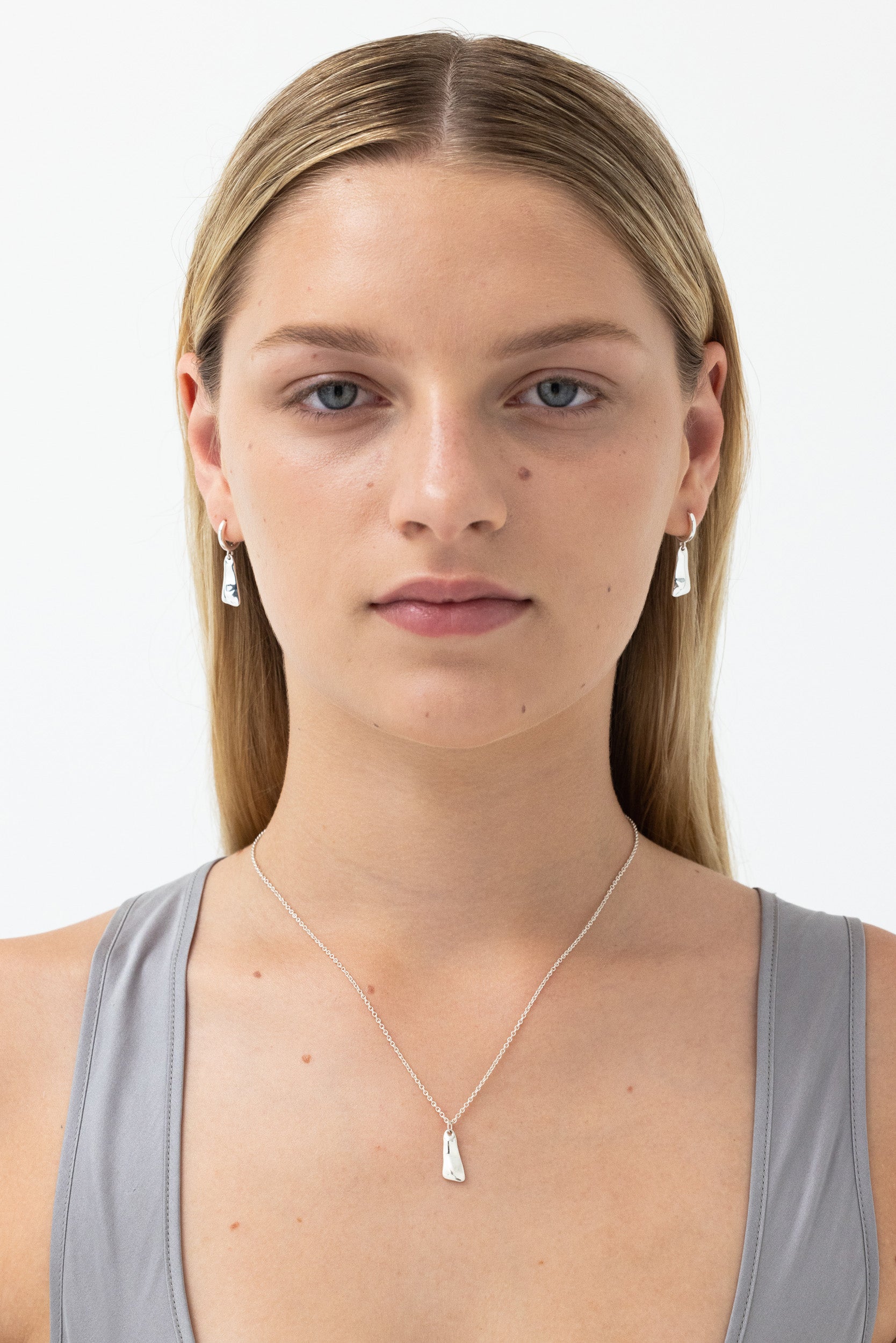 Solo Tag Pendant Necklace - Silver