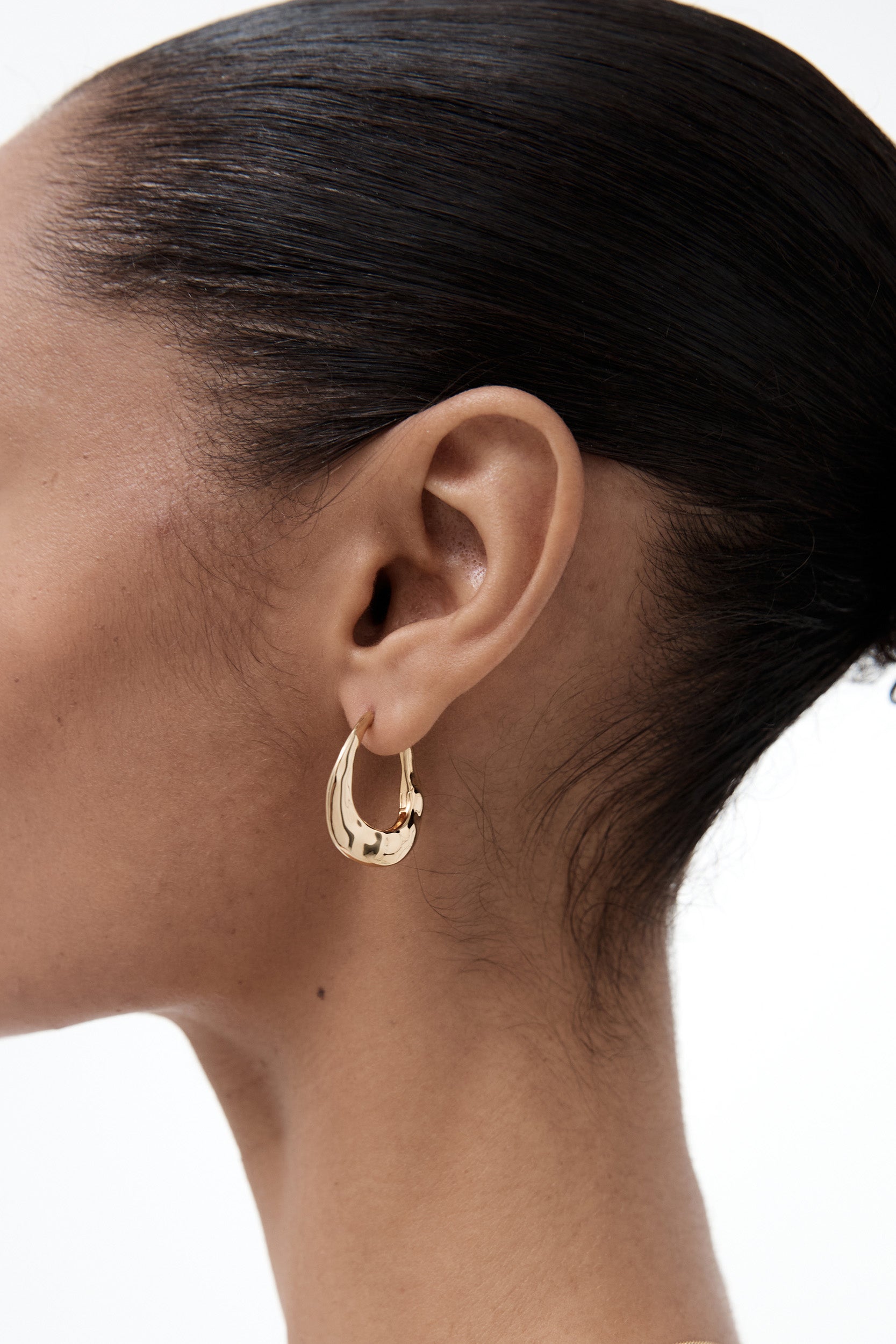 Daija Hoop - Medium - Gold