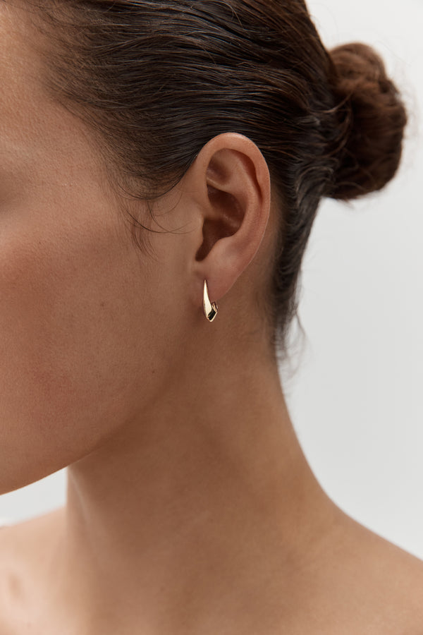 Saucer Mini Hoops - Gold