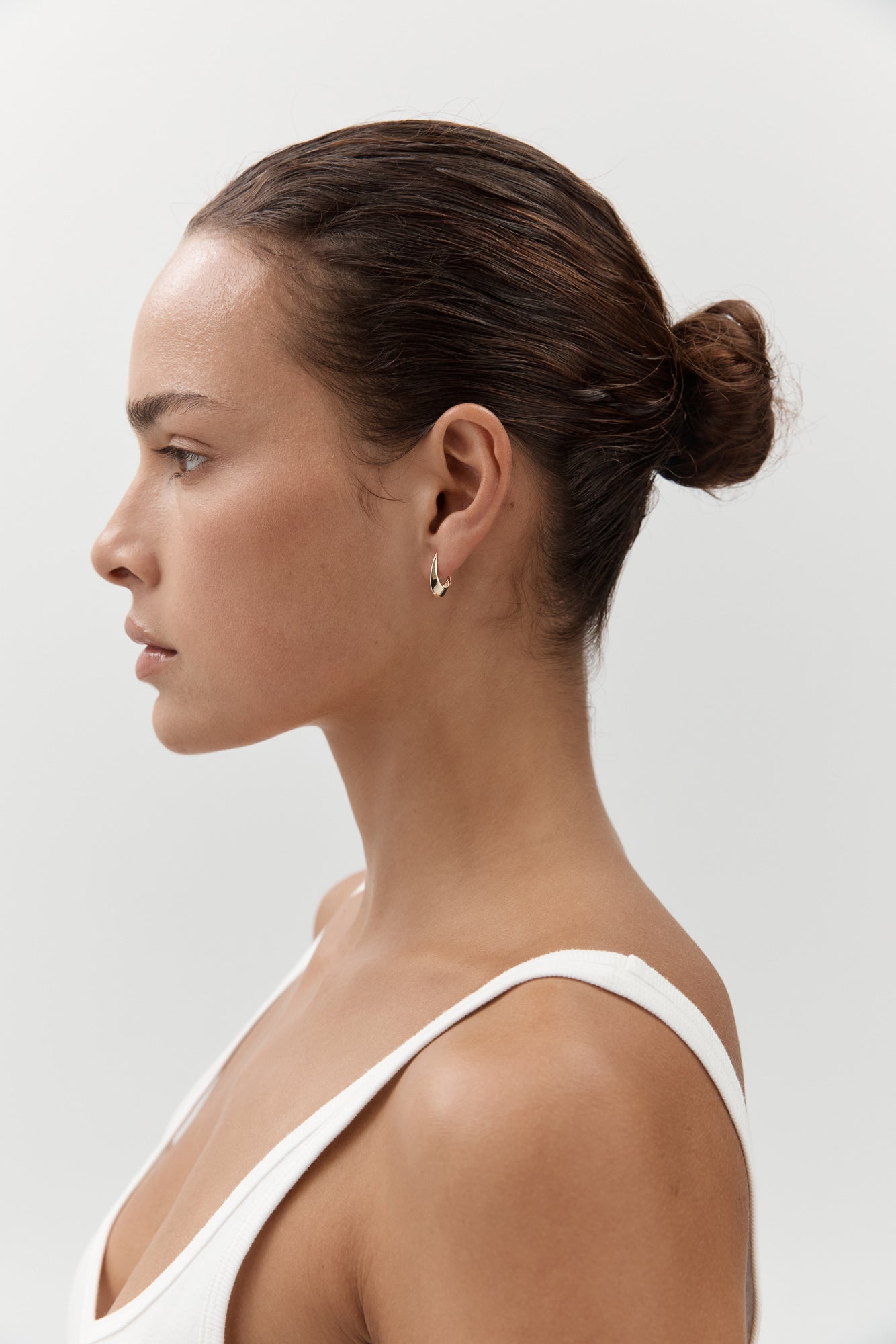 Saucer Mini Hoops - Gold