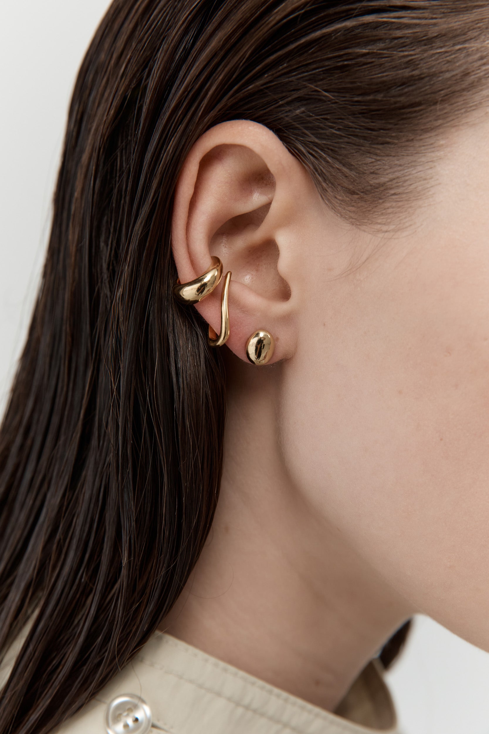 Figure Studs - Gold