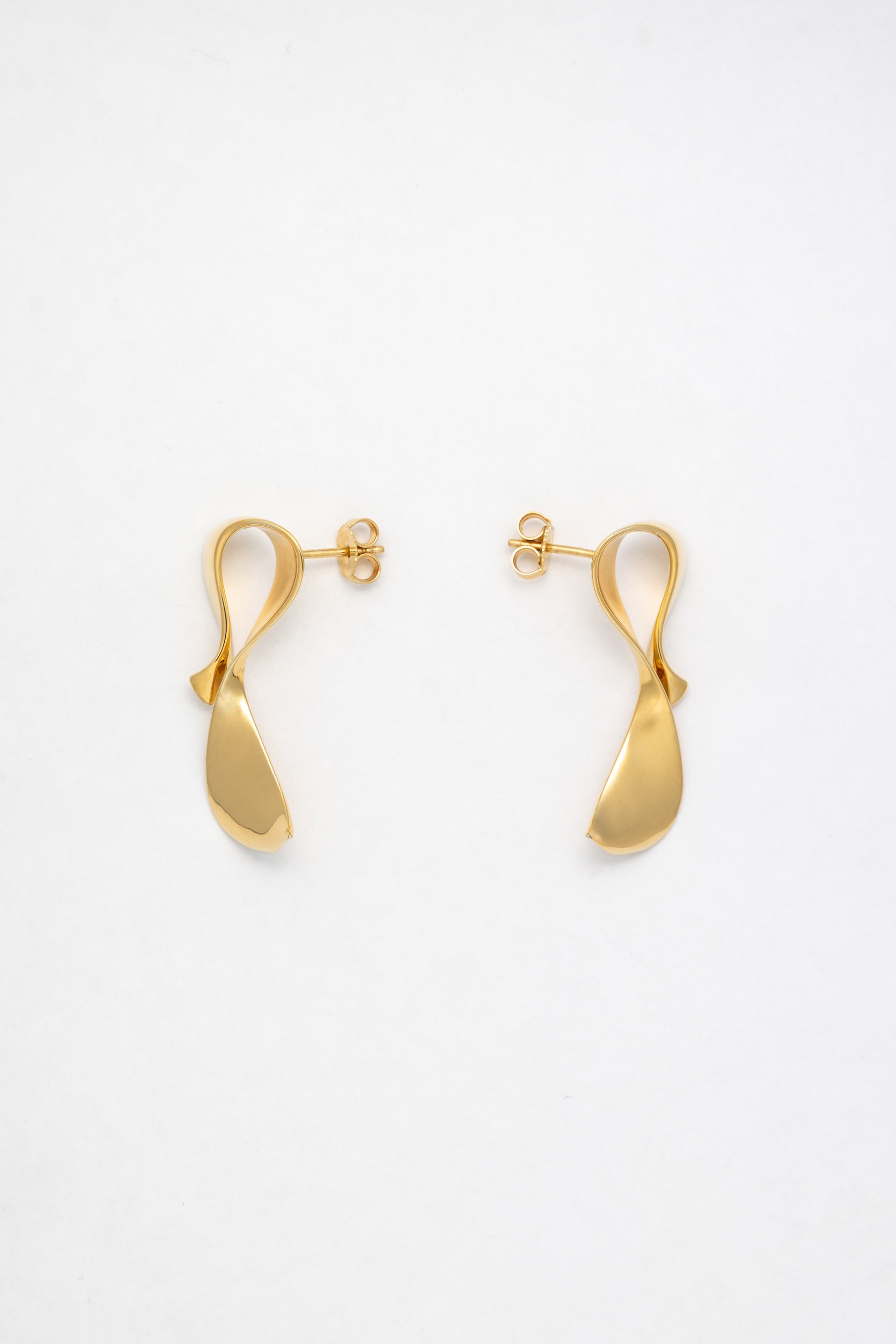 24. Sculpt Earrings - Small - Gold