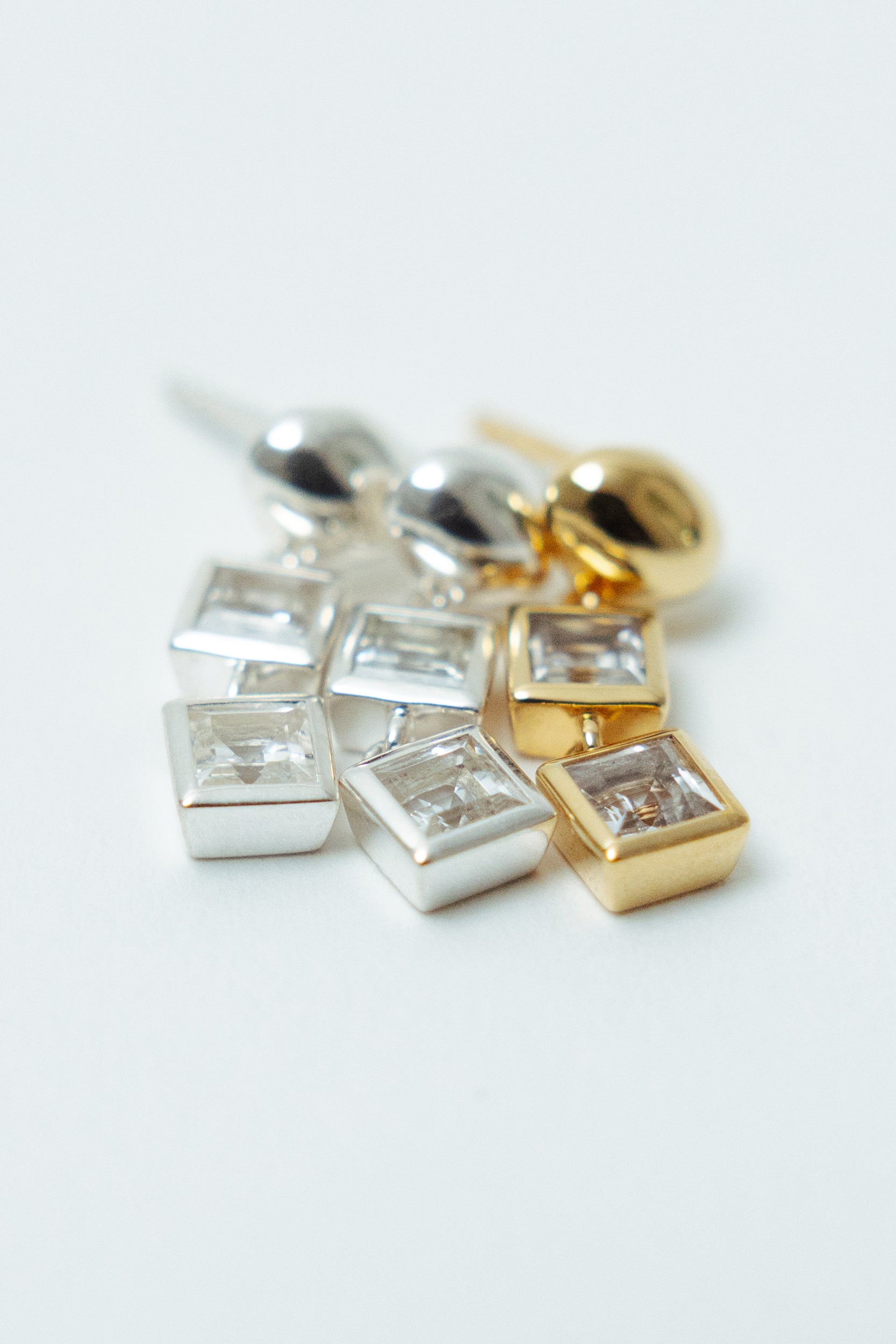 Veer Topaz Earrings - Silver